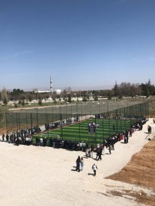 Afşin Anadolu Lisesi 20x40 metre 800 m2 anahtar teslim açık halı saha yapımı